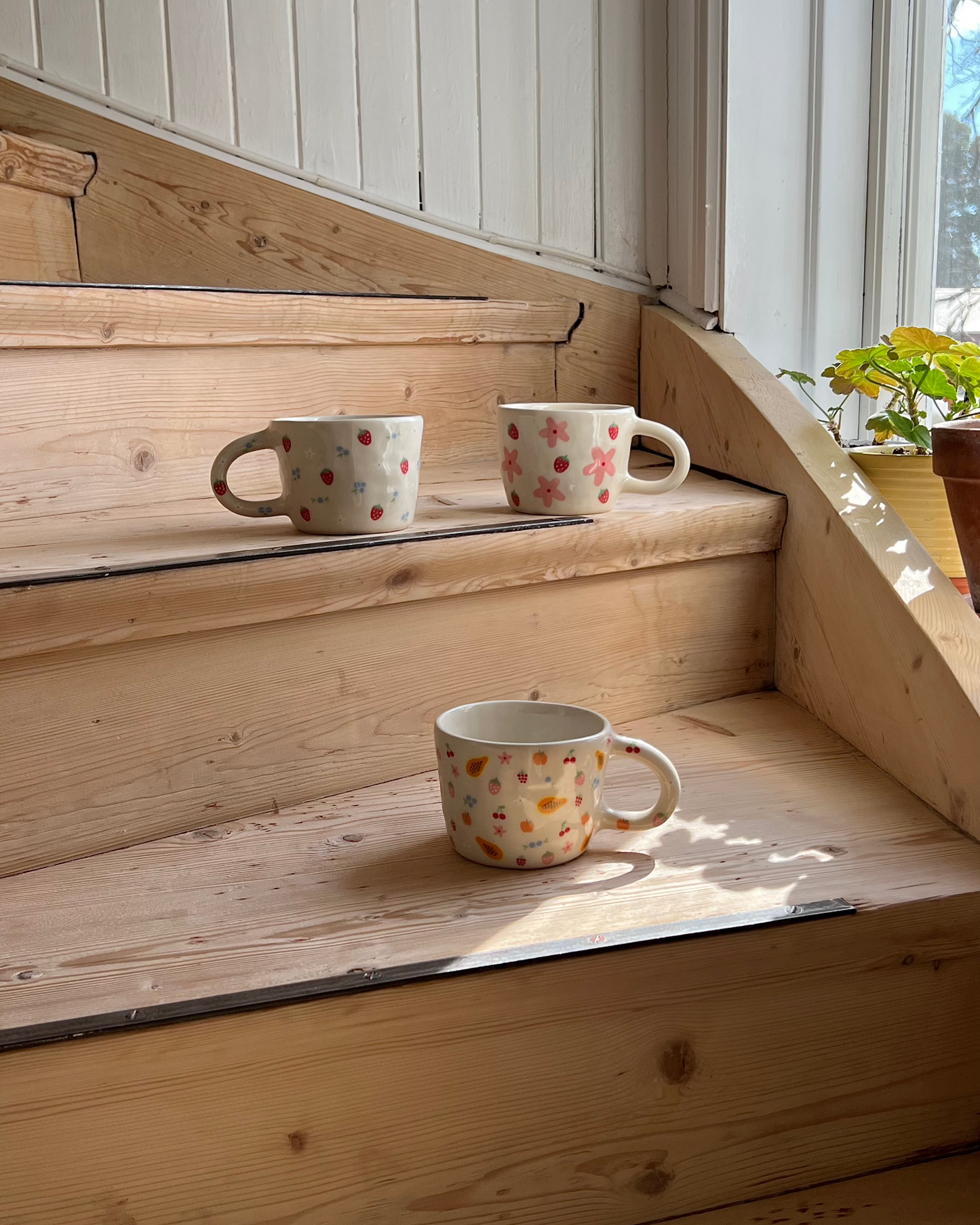 berry thing mug